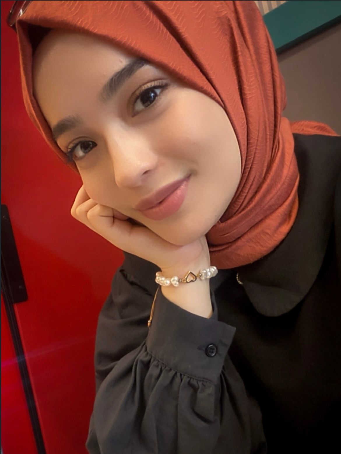 Ovaköy İlgi Dolu Kadın Escort Bayan İlayda