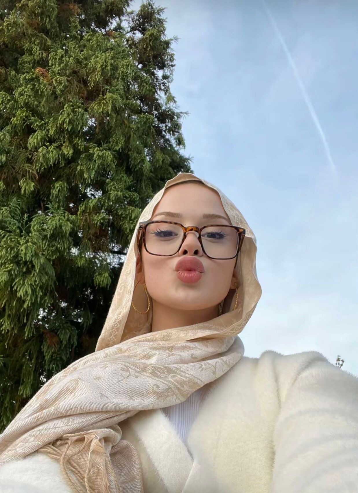Buğdaylı Zengin Enerji Bayan Escort İpek