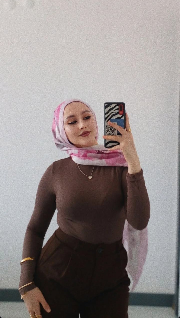 Doruklu Kendine Güvenen Kadın Escort Bayan Ece