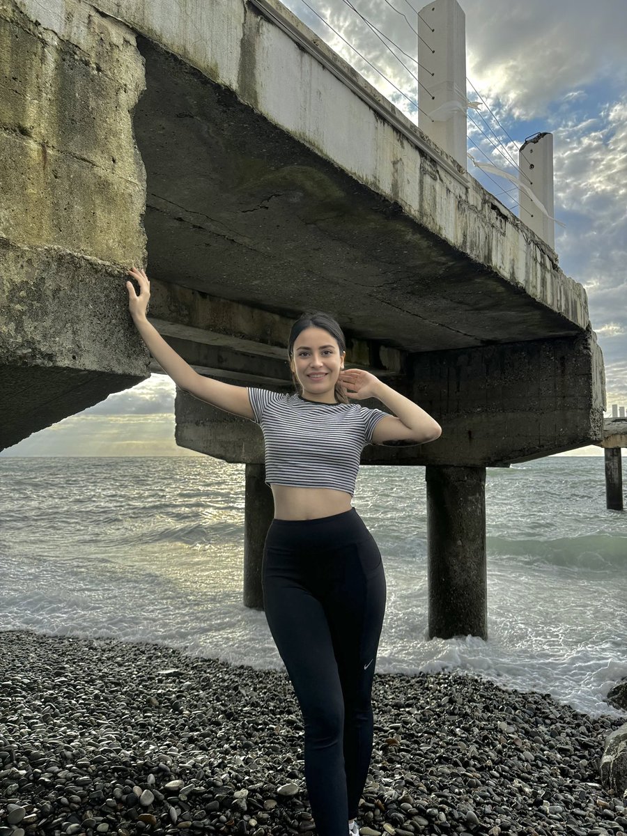 Ofis Güzel Bir Gelecek Bayan Escort Süheyla