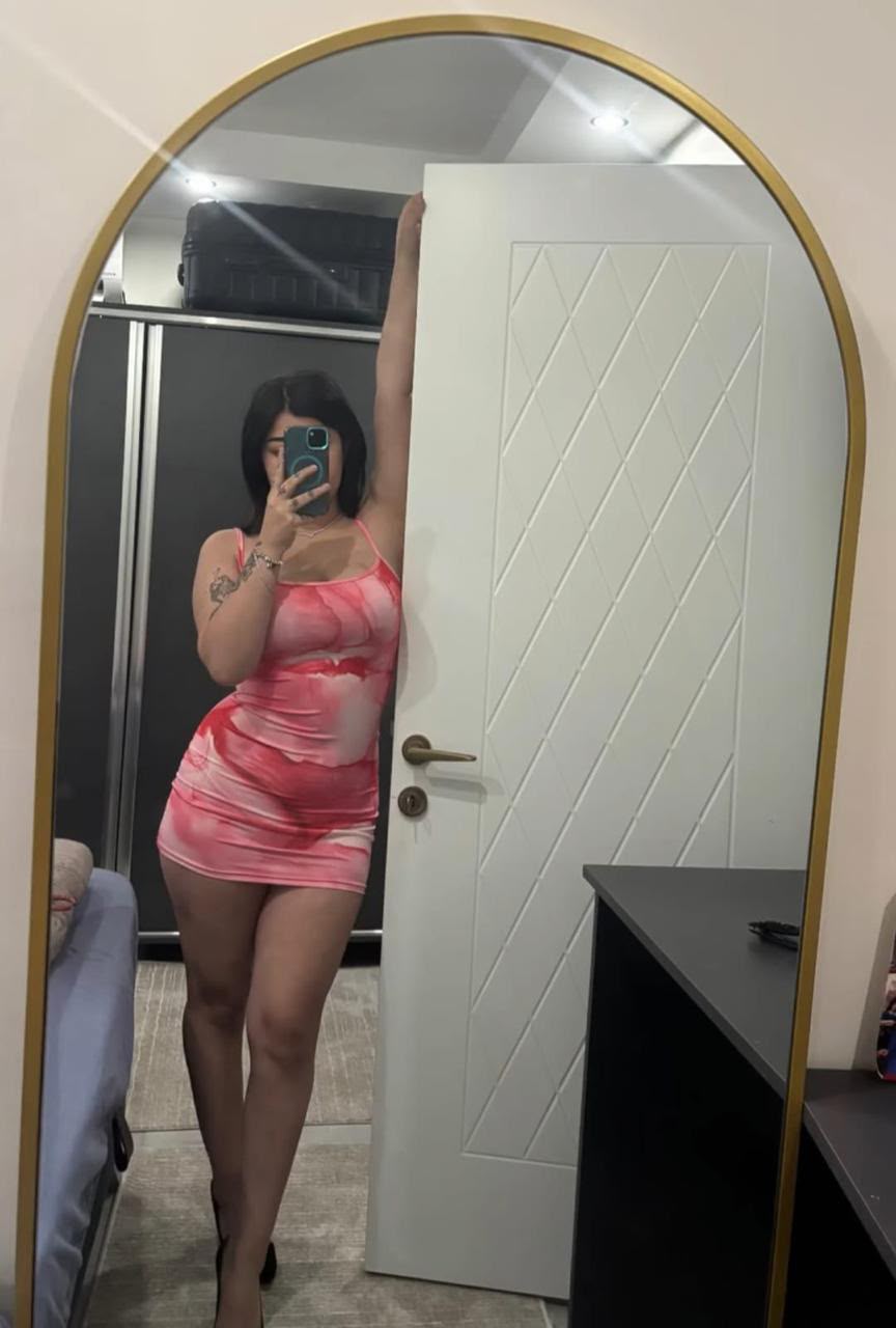 Cumhuriyet Büyülü Kadın Escort Bayan Safiye